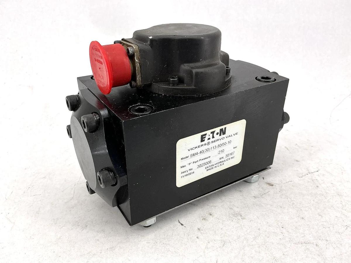 Used Eaton Vickers SM4-40(30) 113-80/50-10 Servo Valve Max Port Pressure 210 bar