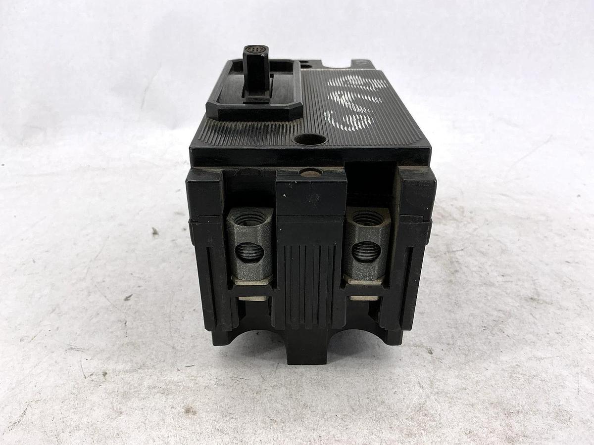 Used ITE EH2-B015 Circuit Breaker 2-Pole 1-Phase 15A 480VAC