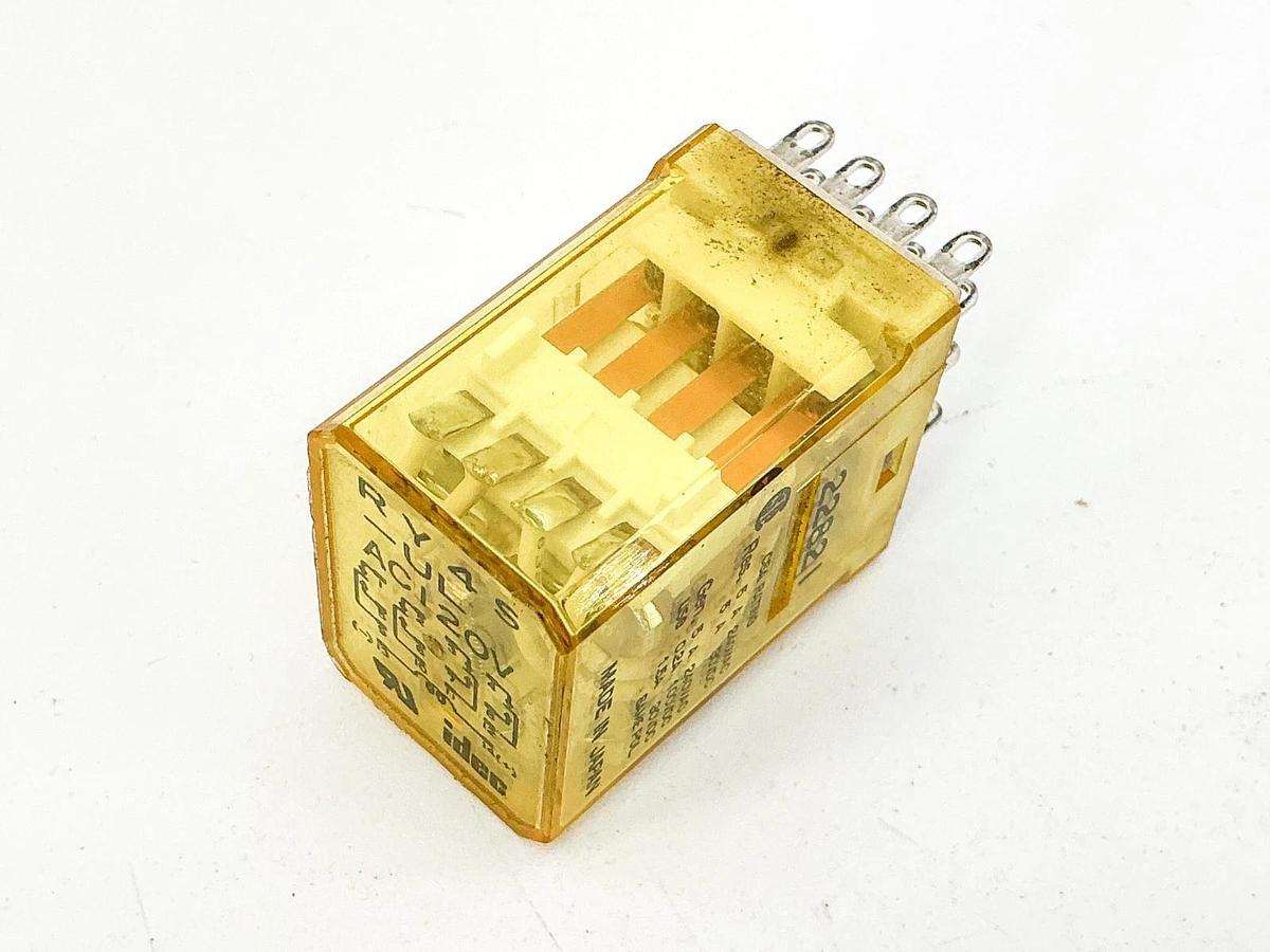 New Lot of 3 IDEC RY4S-UL Relay 120V 5A - No Box