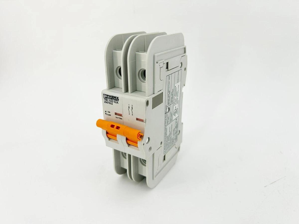 New Phoenix Contact TMC 82D 02A Circuit Breaker 240VAC 2907652