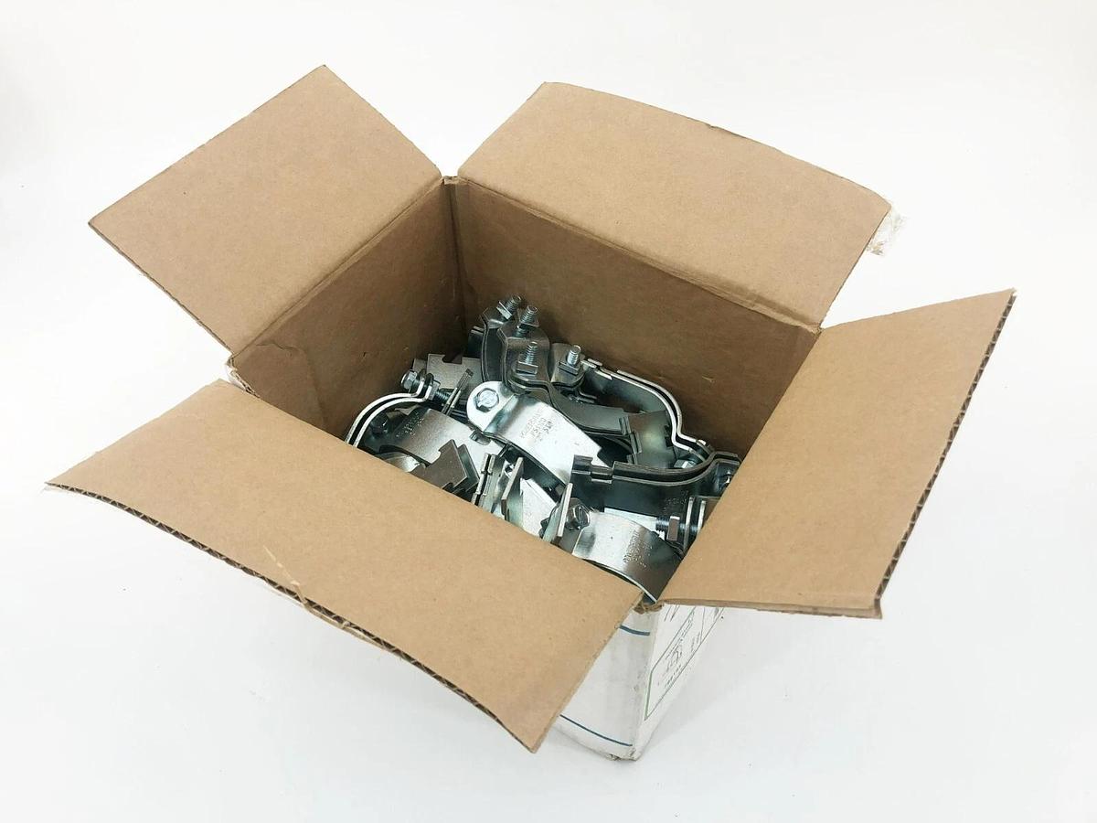 Box of 50 New Power-Strut PS-1100-2-AS-EG Conduit Clamps 2" 782161