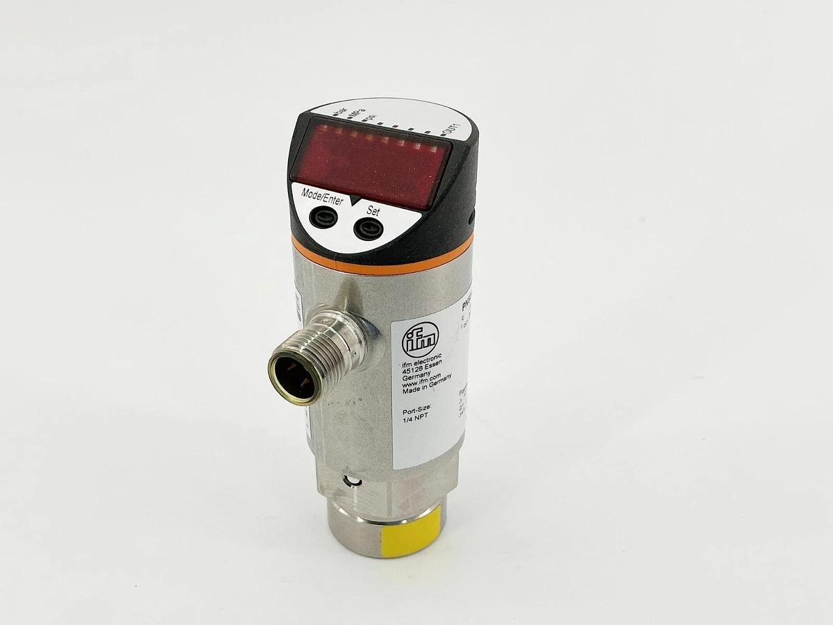 New IFM PN5204 Pressure Sensor 35VDC 250mA 1088PSI 75Bar 1/4"NPT