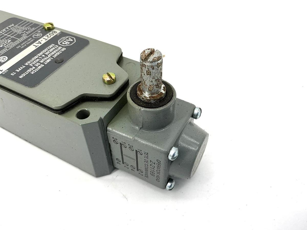 New Allen Bradley 802T-AT Ser 1 Oiltight Limit Switch Lever Type 10A 600V No Box