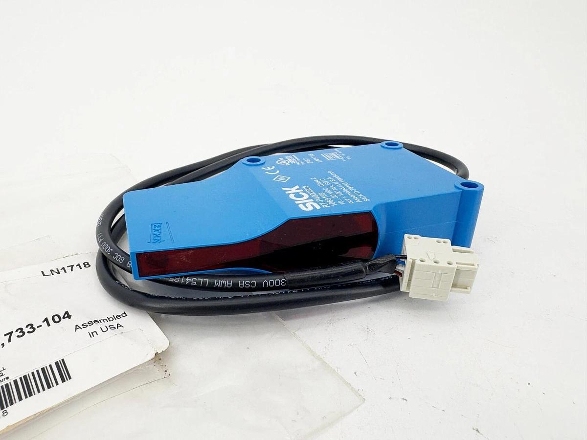 New Sick RT-P4000S02 Photoelectric Proximity Sensor 1063169 10-30VDC 100mA