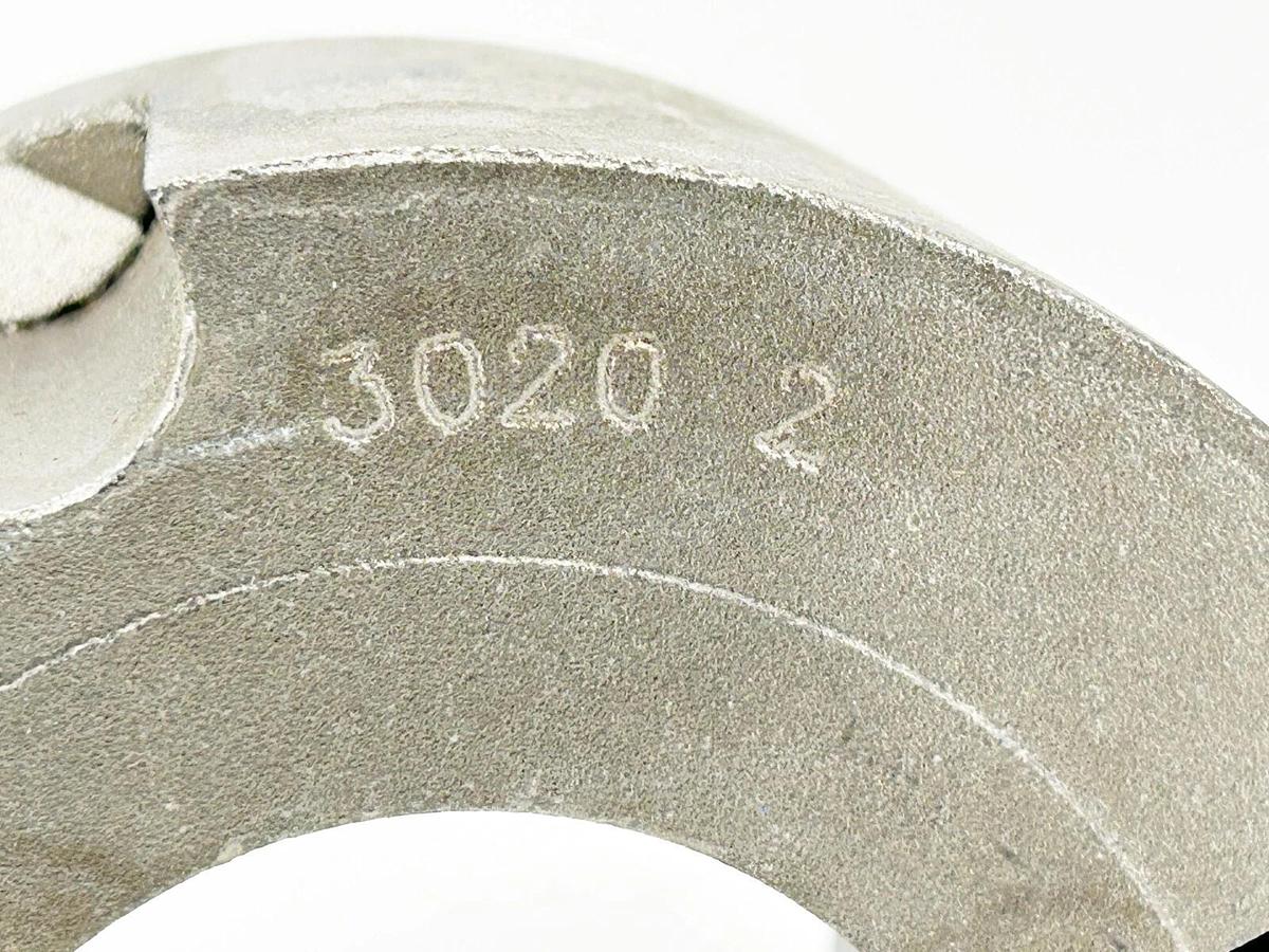 New Martin 3020-2 Taper Bushing 4-1/2 OD 2" Through Bore 1/2X1/4 Keyway Steel