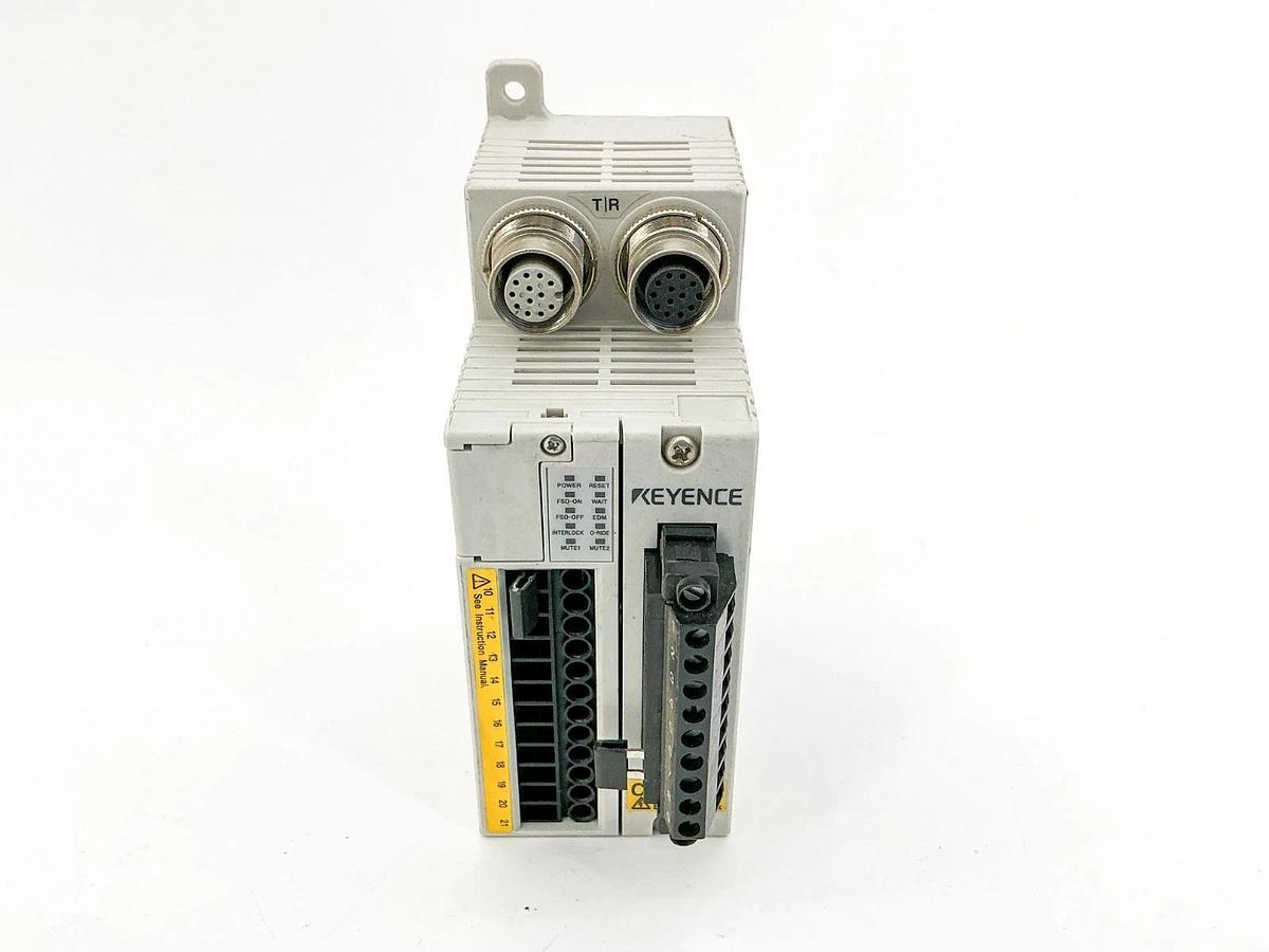 Keyence SL-T11R Safety Control Relay 24V 100mA