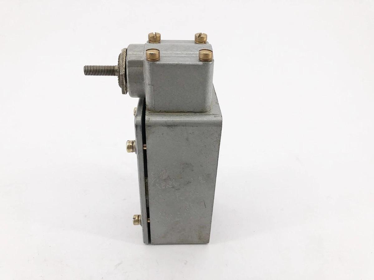 Used Honeywell Microswitch 1ML1 Precision Limit Switch 20A 600VAC