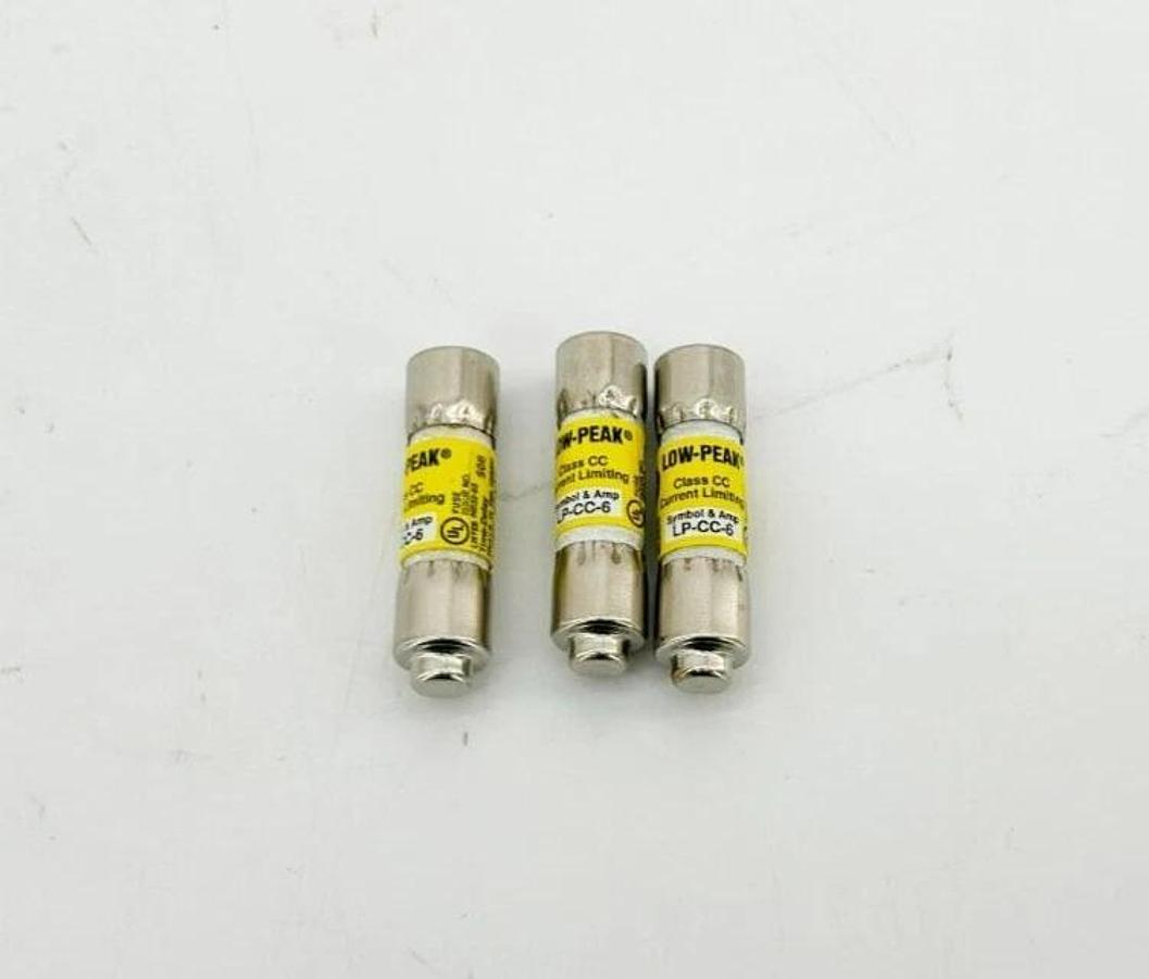 Lot of 3 New Bussmann LPCC-6 Fuses 6A 600VAC Class CC