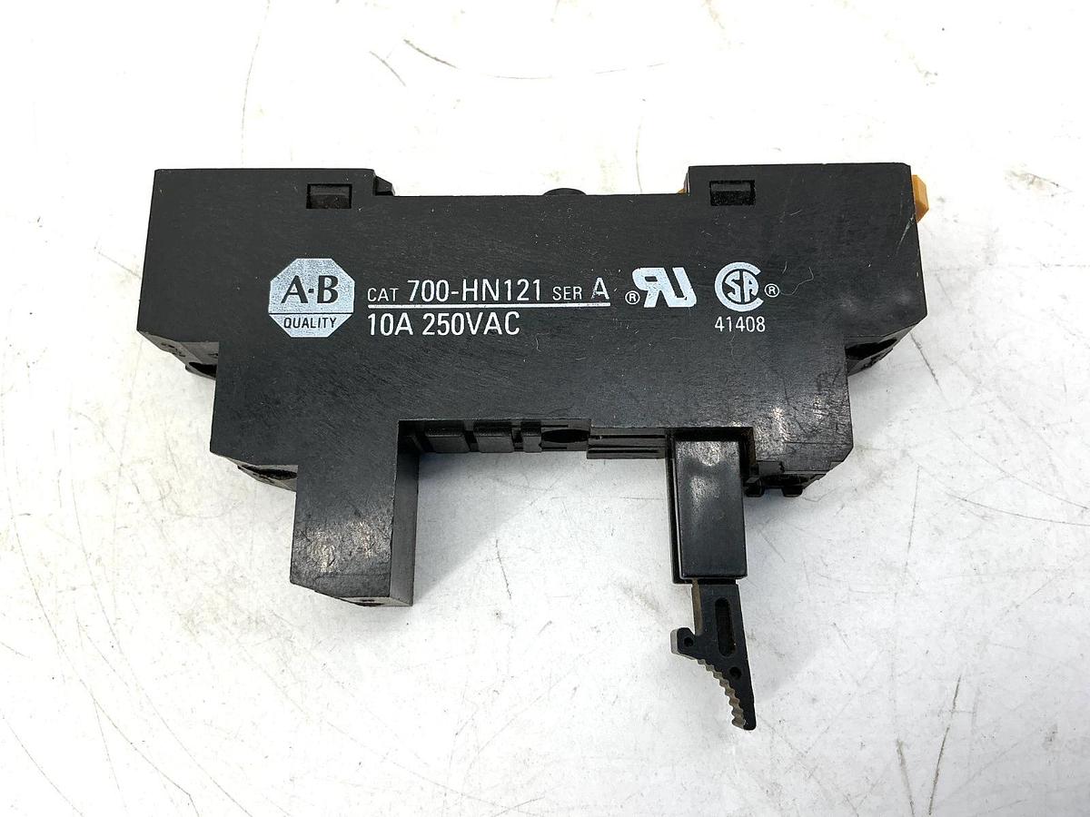 Used Lot of 4 Allen Bradley 700-HN121 Ser A Relay Socket 5-Blade 10A 250VAC