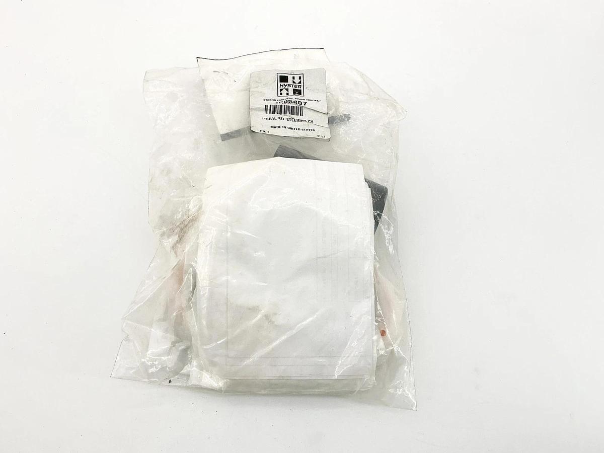 New Hyster 1595807 Steering CY Seal Kit