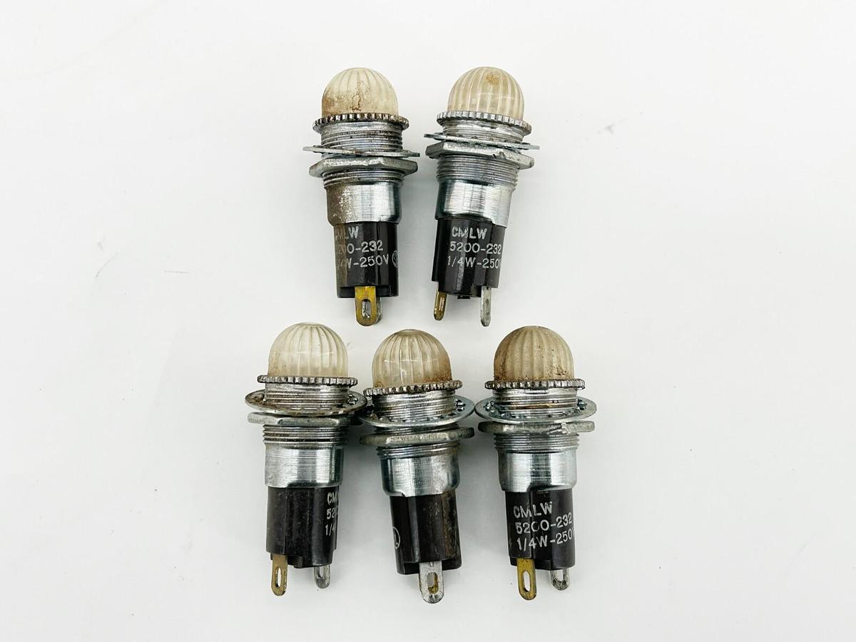Used Lot of 5 Chicago Miniature 5200-232 Lamp Holder 250V 1/4W Clear