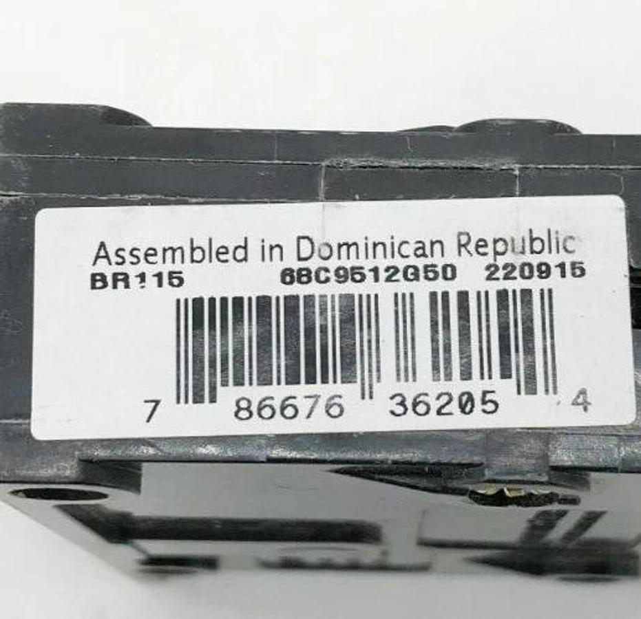 Lot of 3 New Eaton BR115 Circuit Breakers 15A 120/240VAC 1 Pole C115