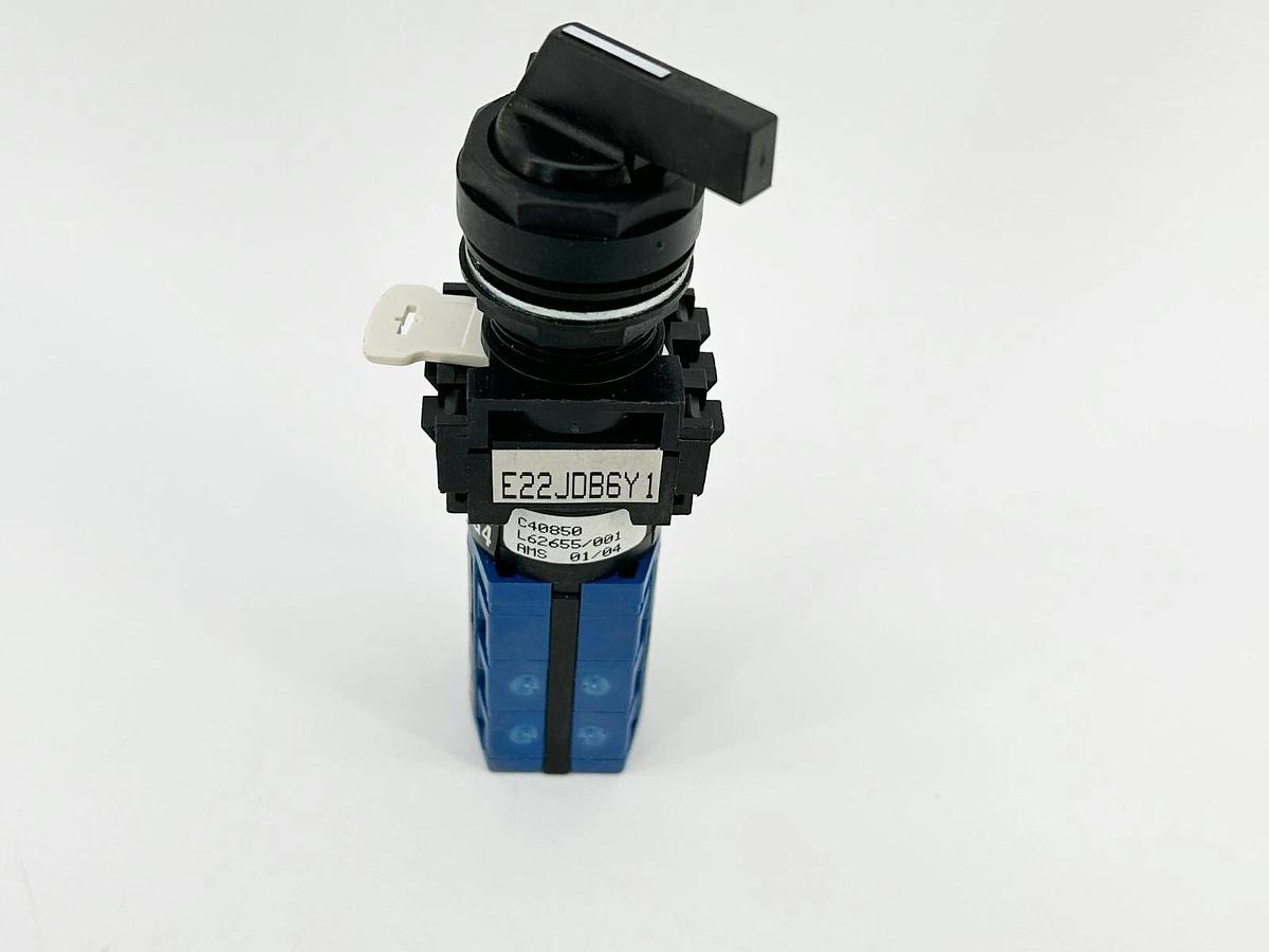 New Kraus and Naimer E22JDB6Y1 Selector Switch 6 Position Rotary 440V