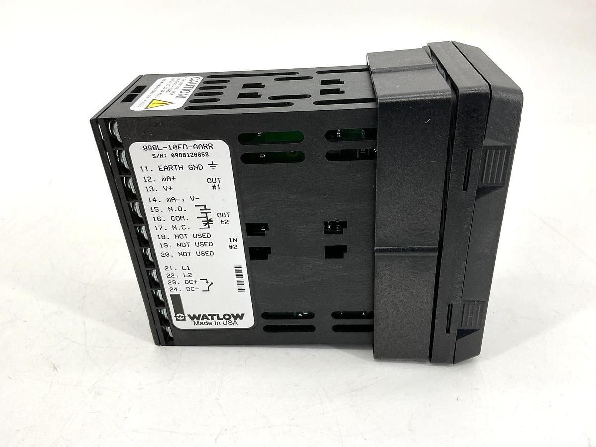 New Watlow 988L-10FD-AARR Ser 988LF Temp Process Controller 100-240VAC 50/60HZ