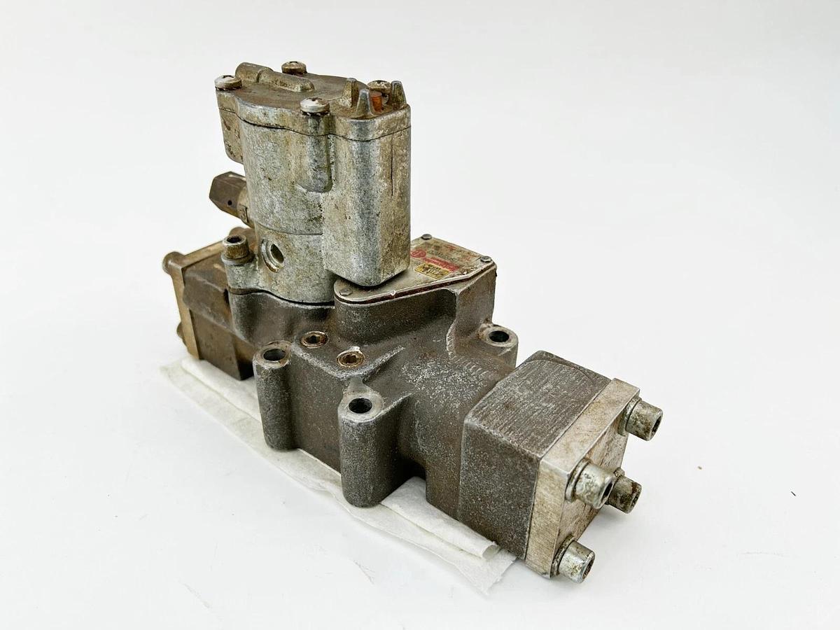 Used Schrader Bellows L5455910253 Solenoid Valve 12W 120V 140PSI W/ Pilot