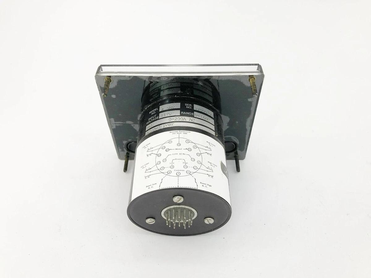 New Larsen 4.5WV Amperage Meter 0-200A 117V