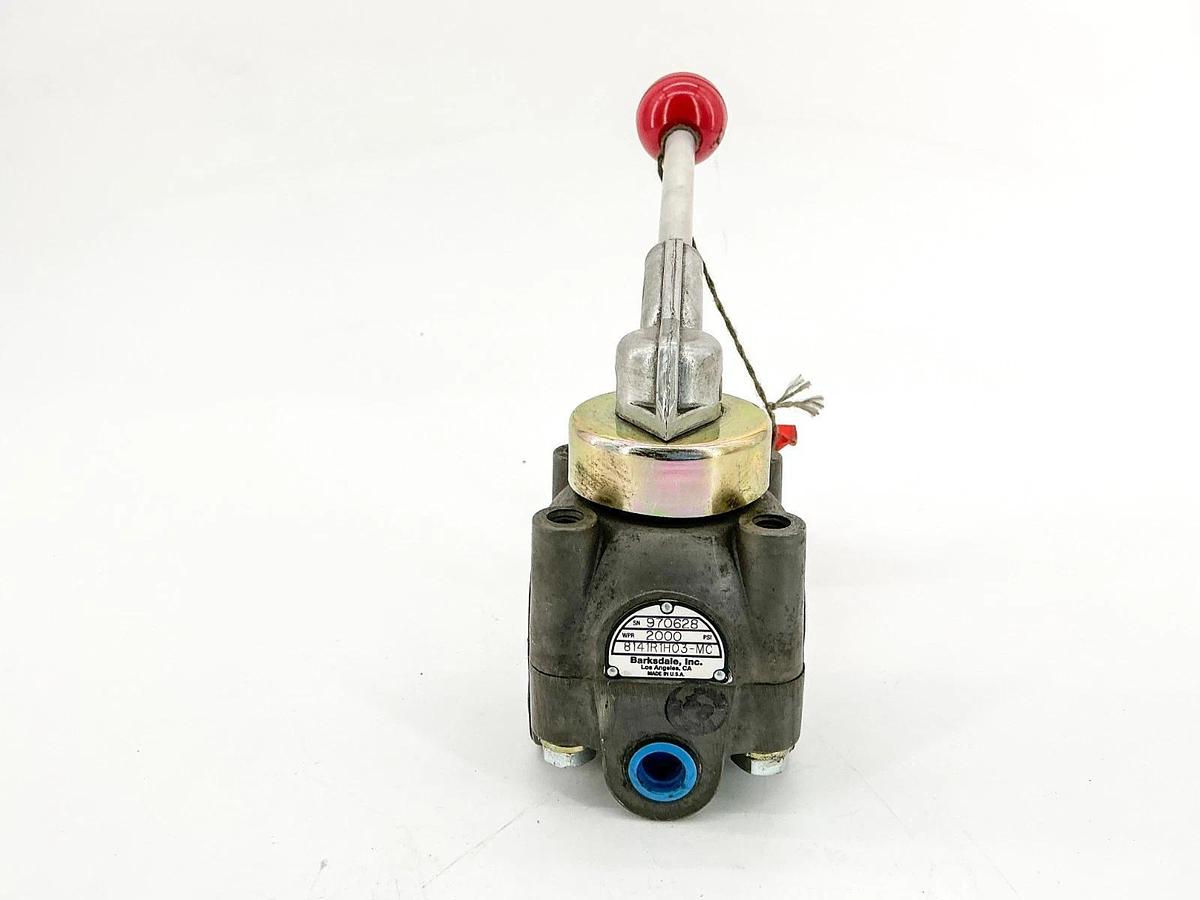 New Barksdale 8141R1H03-MC 2 Way Control Valve 2000PSI