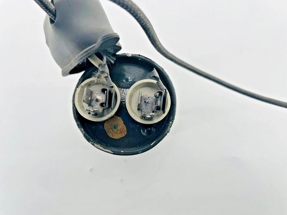 Used Aerovox Z73R2817Y Capacitor 17.5uF 280V 60Hz 90C RM077