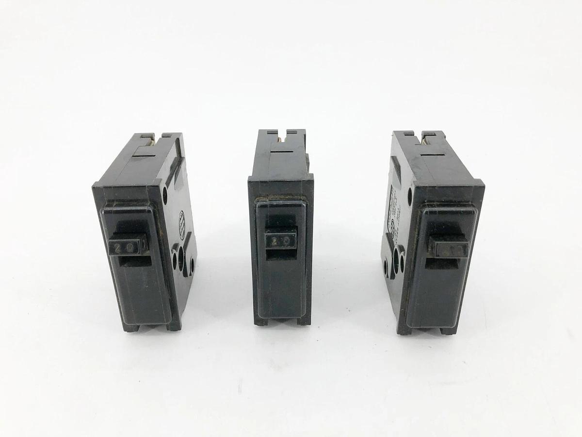 Used Lot of 3 ITE QP1-B020 Circuit Breakers 20A 120/240VAC 1 Pole