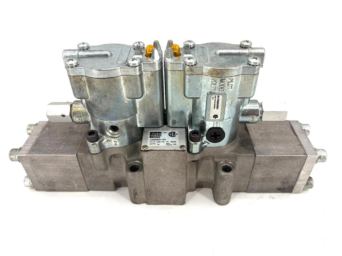 New Parker L5255921153 Double Solenoid Valve 120VAC - No Box