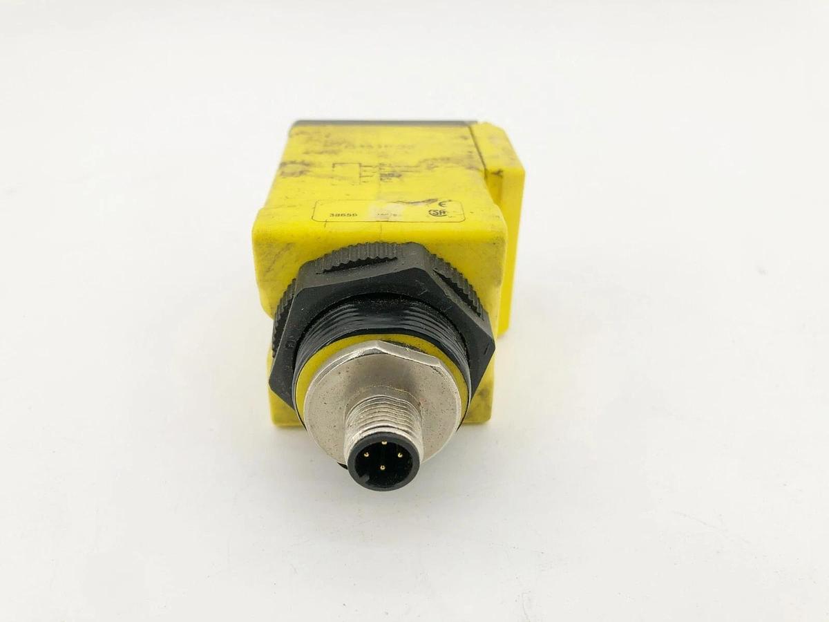 Used Banner Engineering Q456EQ5 Photoelectric Sensor 60m Range 10-30VDC 38659