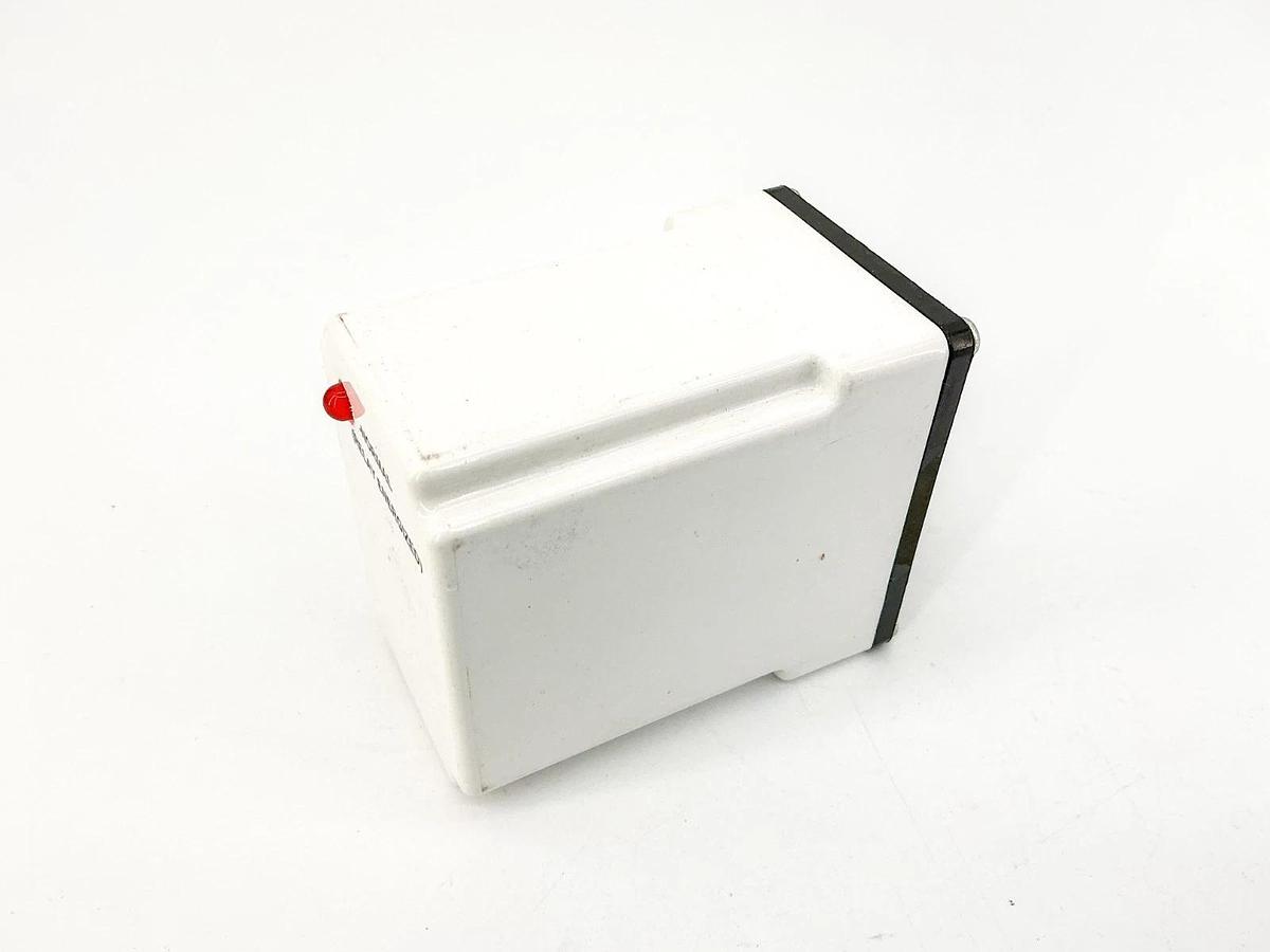 New Macromatic PLP480 Phase Monitor Relay 480V 8Pin - No Box
