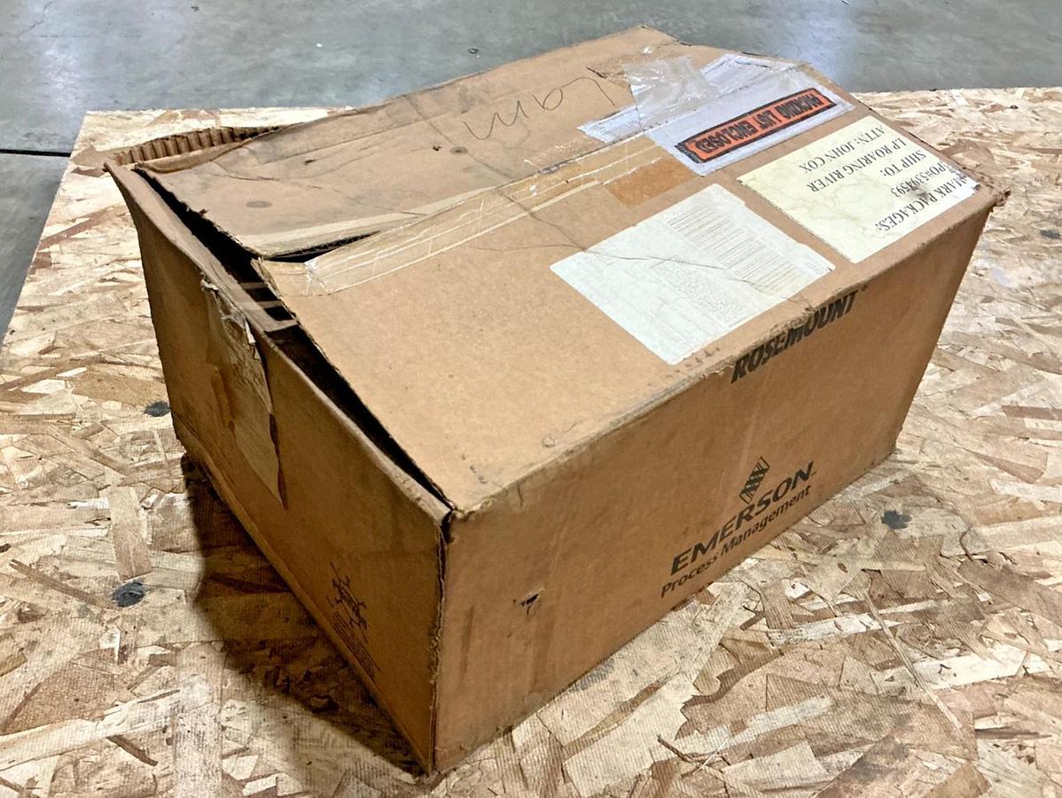 New Emerson Rosemount 8800DF005SA6E1D1R70 Vortex Flow Meter 800/427 1440PSIG