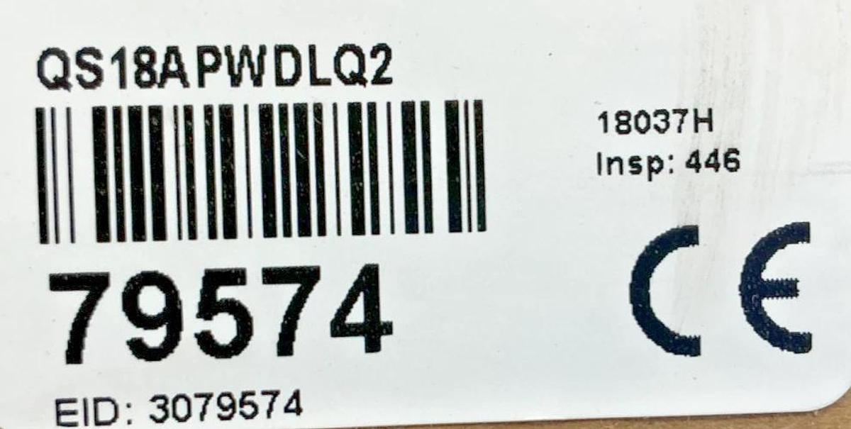 New Banner QS18APWDLQ2 World-Beam QS18 Universal Volt Sensor 79574 Range-450mm