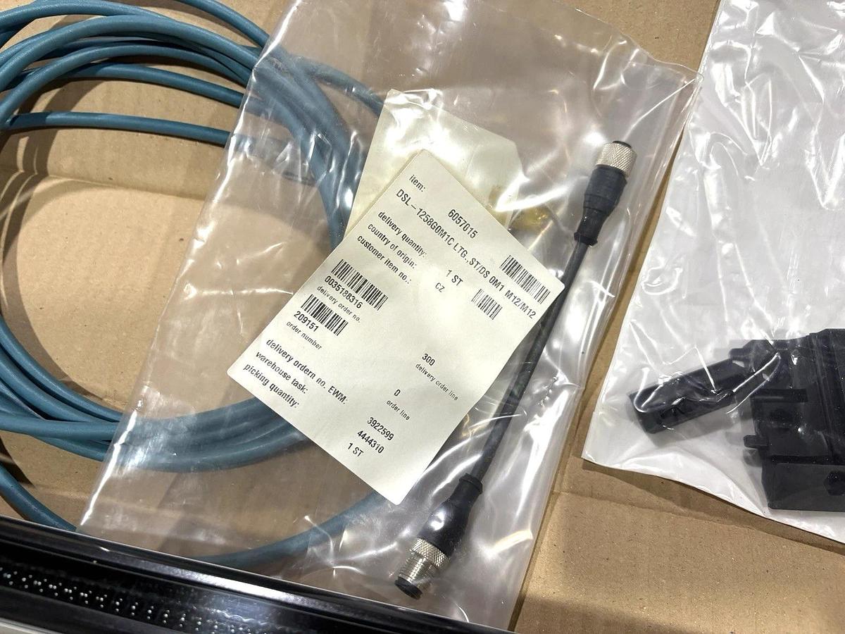 New Sick MLG50A-2500B10801 MLG-2 Automation Light Grid Sender/Receiver 1222671