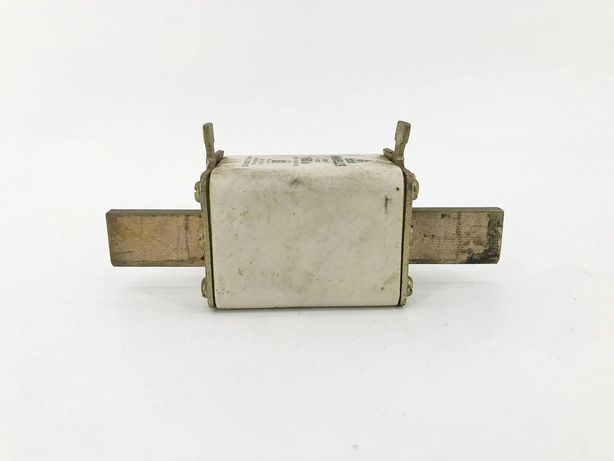 Used Lot of 2 Havell's HCD-1 160A Fuses Size-1