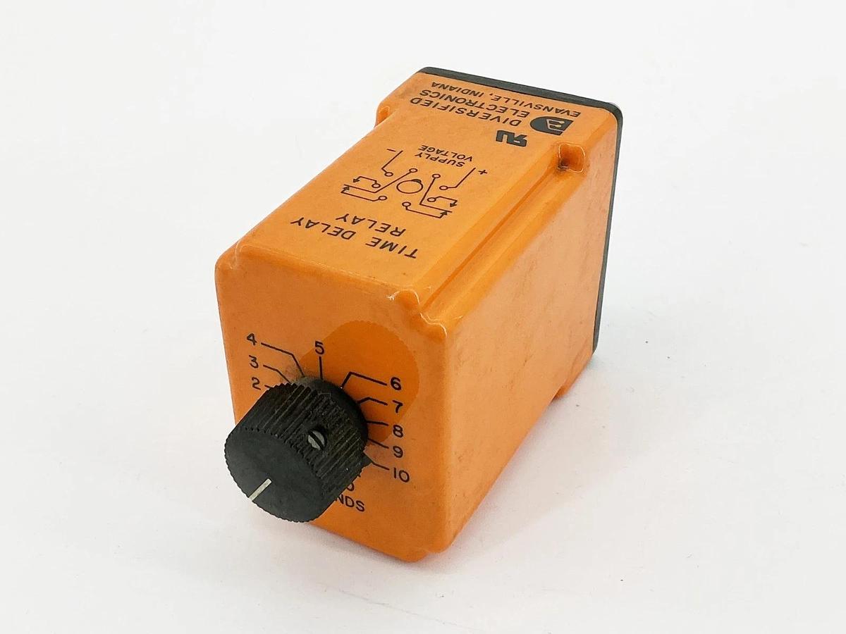 Used Diversified Electronics TDC-24-AKA-010 Time Delay Operate Relay 24V 10A 211VA 0-