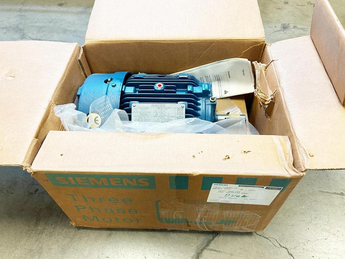 New Siemens 1LA91826YK60 AC Motor RGZESD 1.5 HP 230/460V 3PH HPG1050