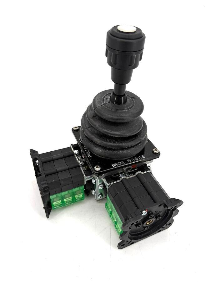 New J.R. Merritt VNSOV-101.6465 2-Axis Joystick Spring Returns to Center