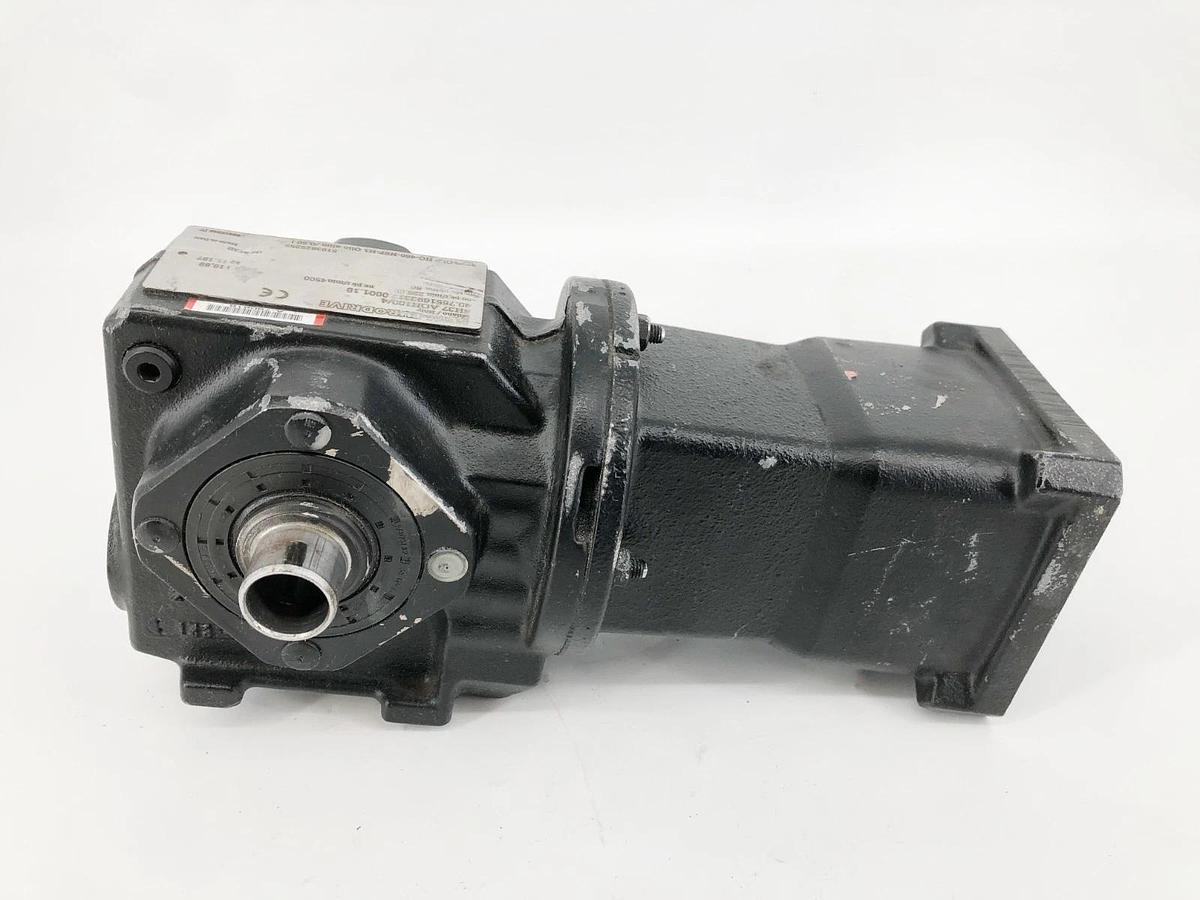 New SEW Eurodrive SH37 AQH100/4 Gear Motor 4500rpm 19.89:1 - No Box