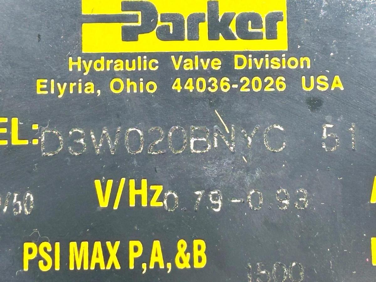 Used Parker D3W020BNYC-51 Directional Control Valve 4500PSI 120V 32GPM