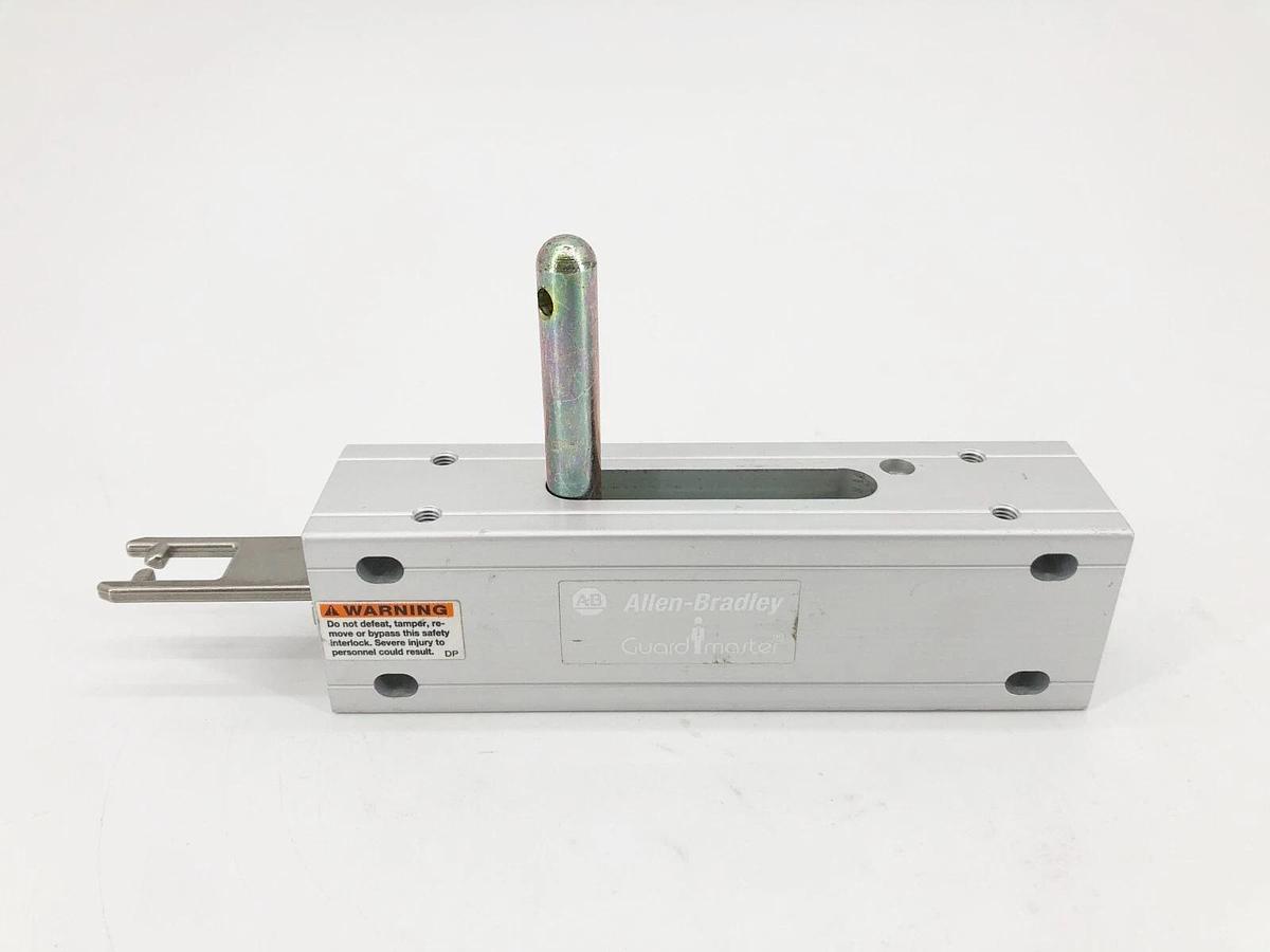 New Allen-Bradley 440G-A27163 Ser. A Sliding Bolt Actuator