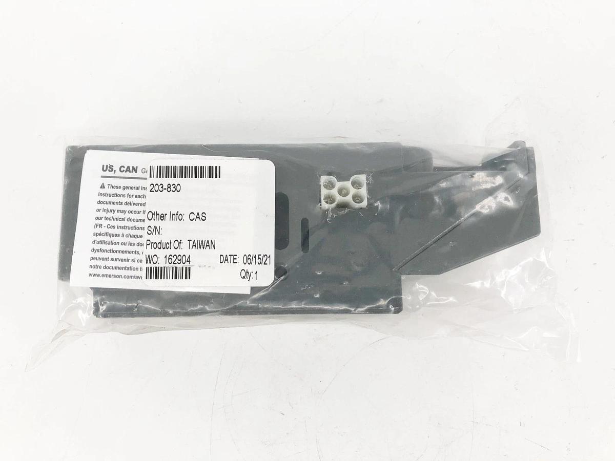 New Numatics 203-830 Pneumatic Manifold 1/2" NPT ISO Size 2 - No Box