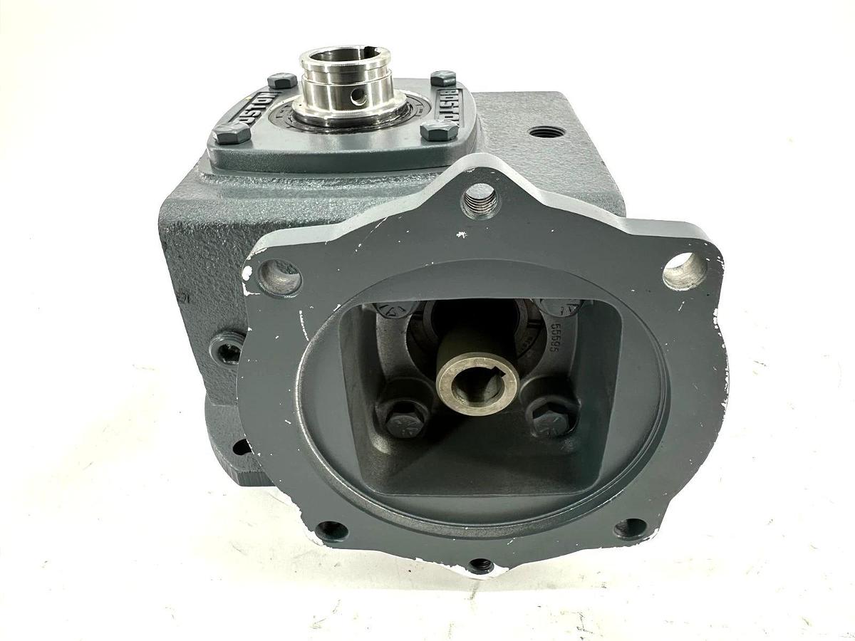 New Boston Gear SF721V-10-B5-J Worm Gear Speed Reducer 10:1 Ratio