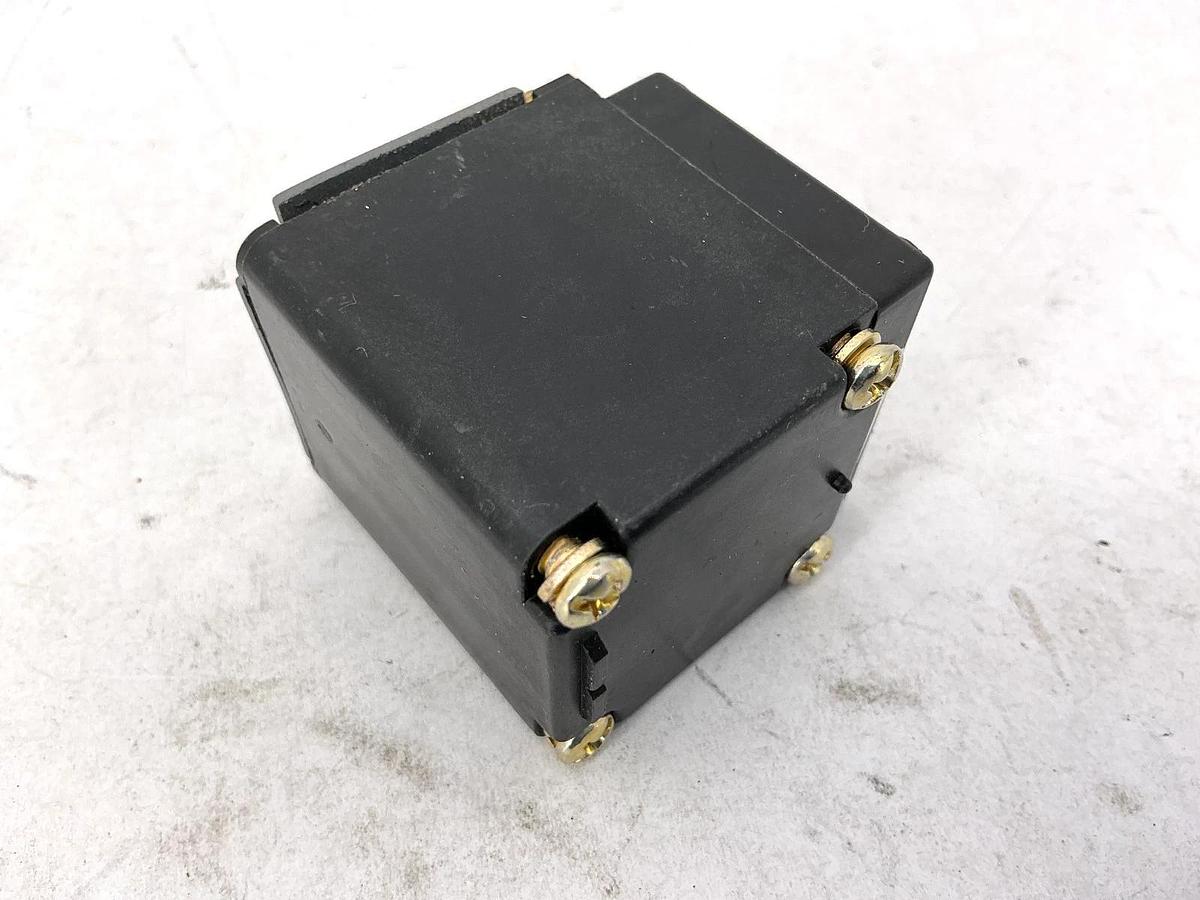 New Eaton E51DP1 Ser B3 Photoelectric Head Reflex 18ft Range