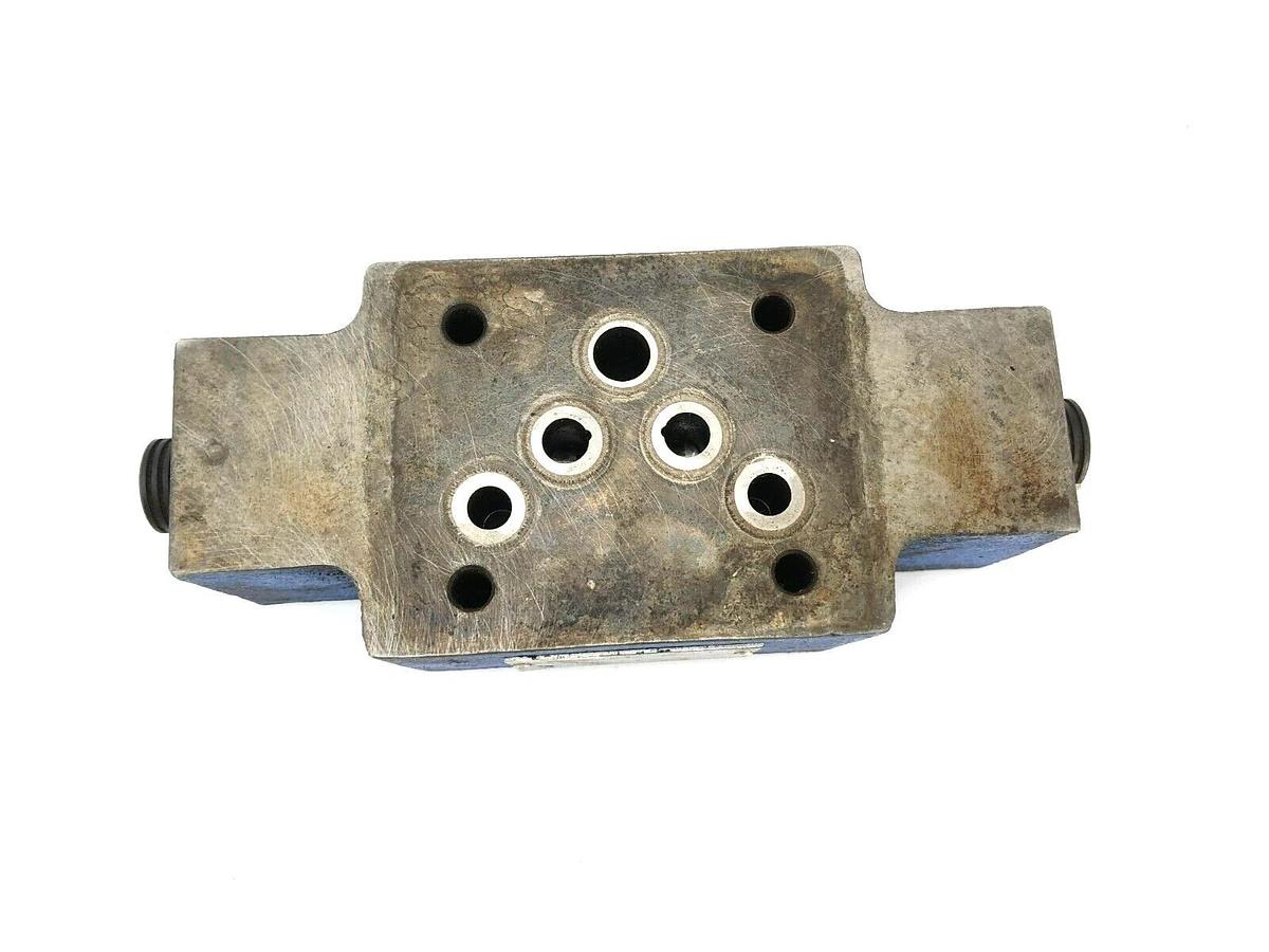 Used Rexroth R900517812 Hydraulic Flow Control Valve Z2FS 10-5-34/V (Missing Gasket)