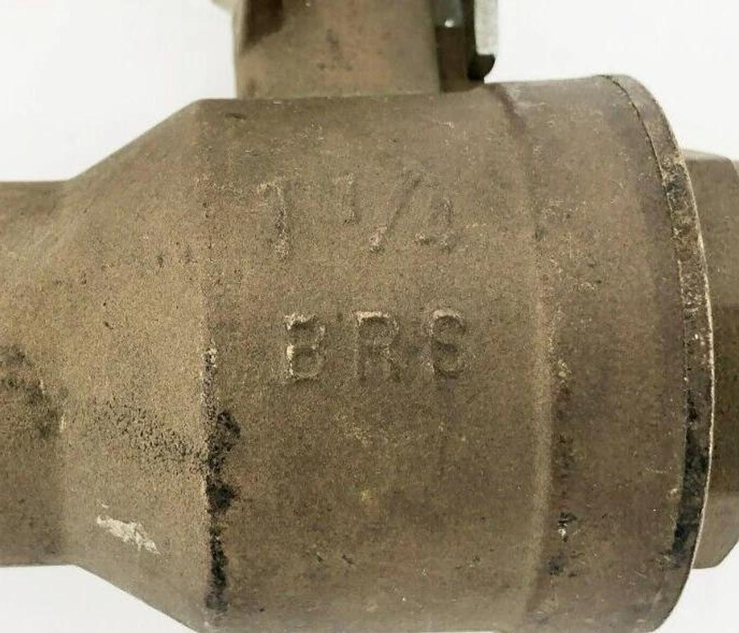 New Apollo 94A-206-01 Ball Valve 1-1/4" 600PSI CWP Brass