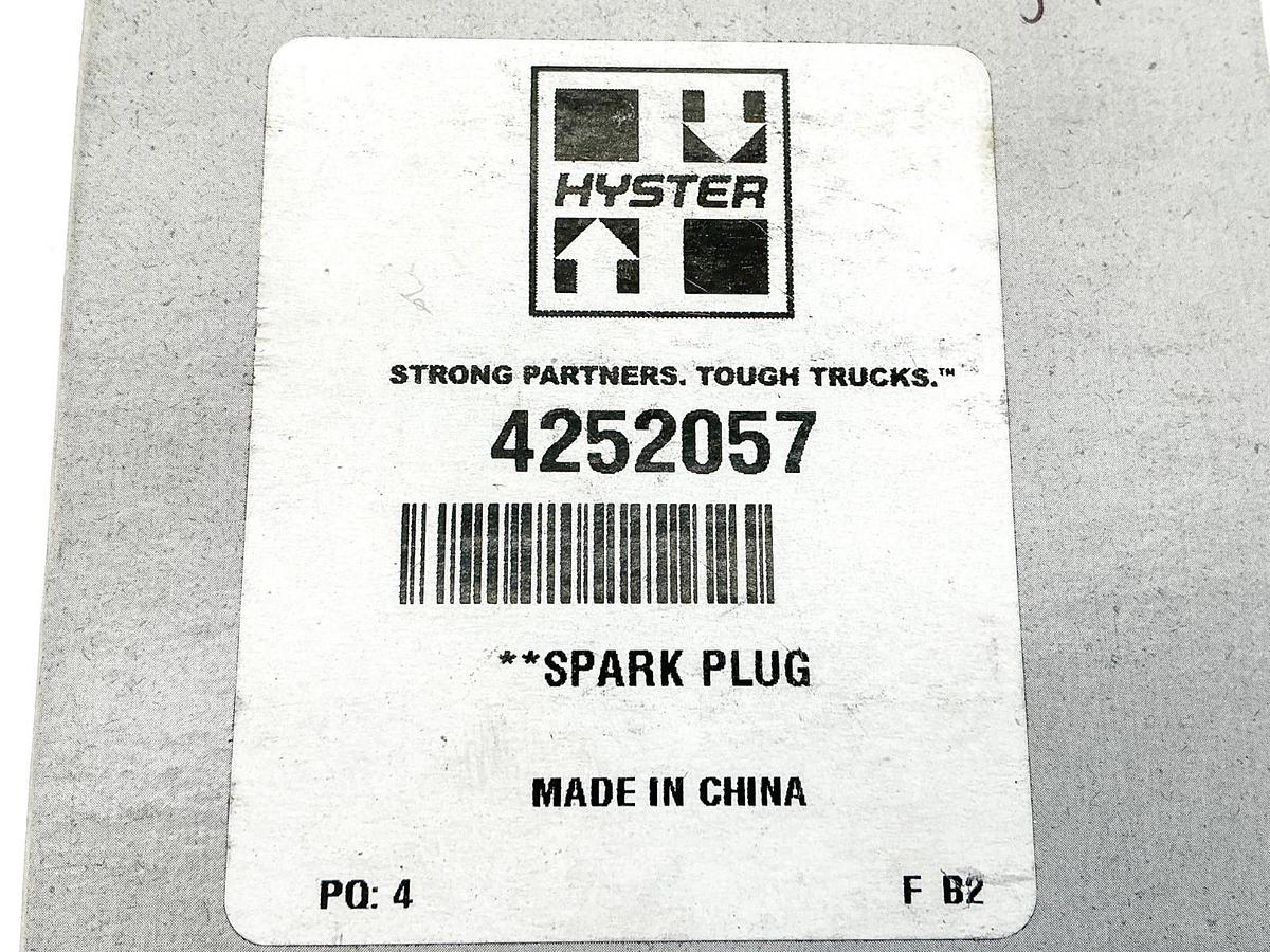 New Pack of 4 Hyster 4252057 Spark Plugs F6RF