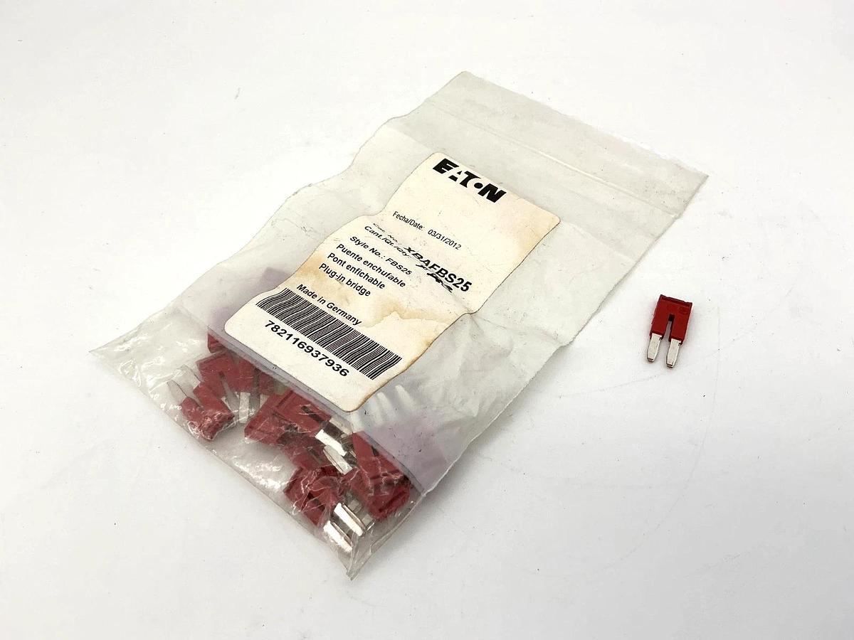 Lot of 23 New Eaton Plug-In Bridge Style: FBS25