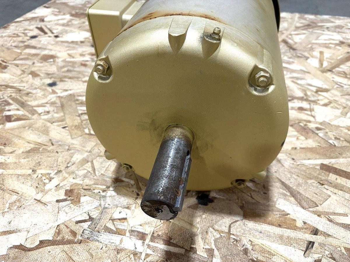 New Baldor EM3710T 7.5HP TEFC Motor 230/460V 60Hz 1800rpm 213T Frame - No Box