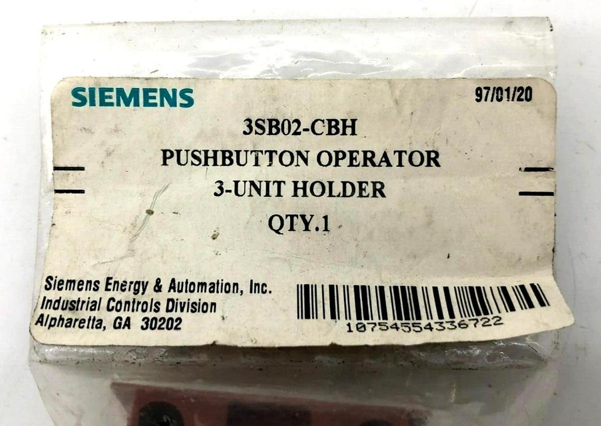 Lot of 5 New Siemens 3SB02-CBH Pushbutton Operator 3-Unit Holder