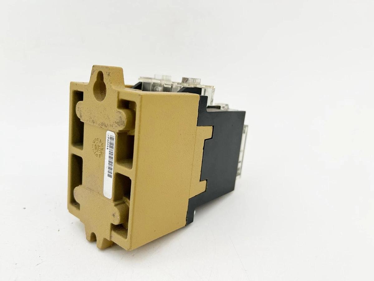 Used Allen Bradley 700-P400A1 Control Relay 115/120V 50/60Hz Ser.E