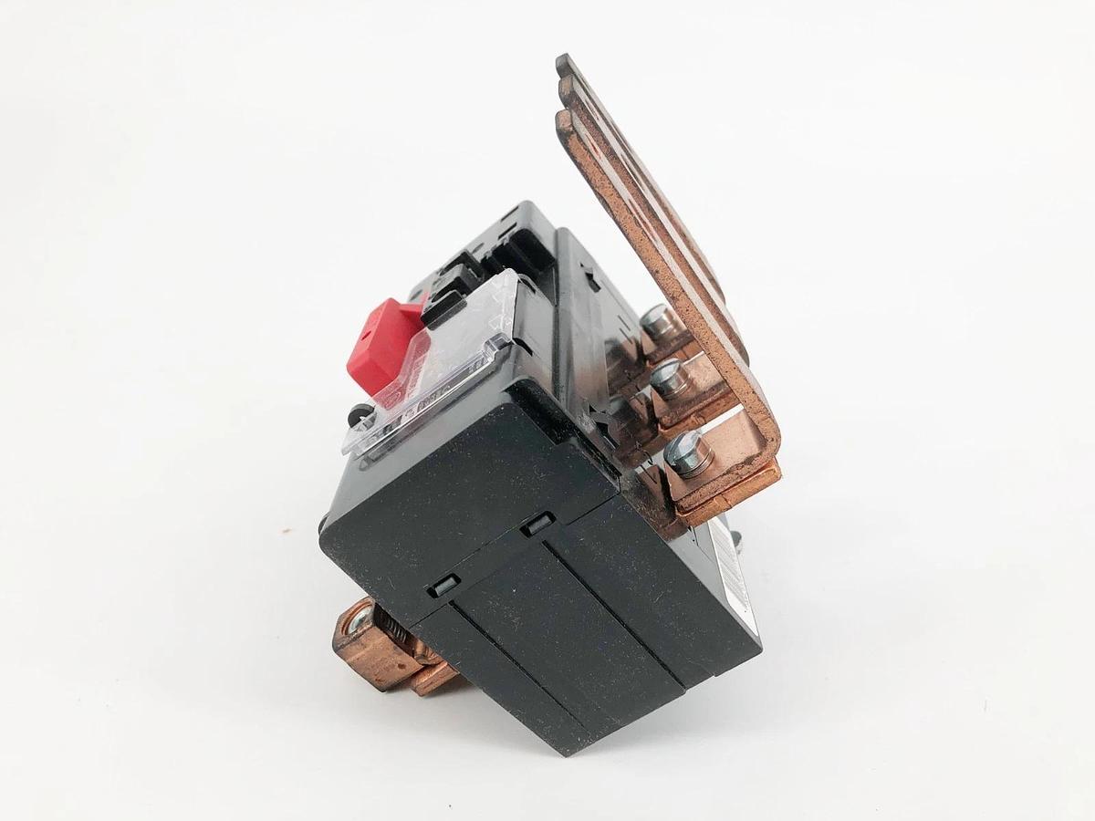 New Square D 9065ST320 MotorLogic Overload Relay 30-90A Starter Mounting Ser. F