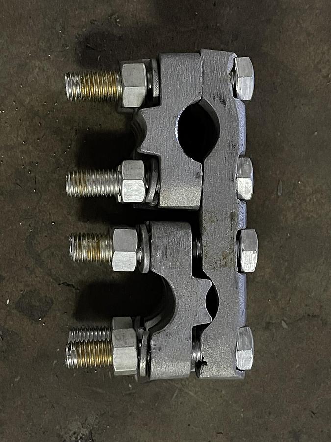 New Burndy QA34-2N Terminal Grounding Lug 400-500 KCMIL 2-Hole 1/2" - No Box