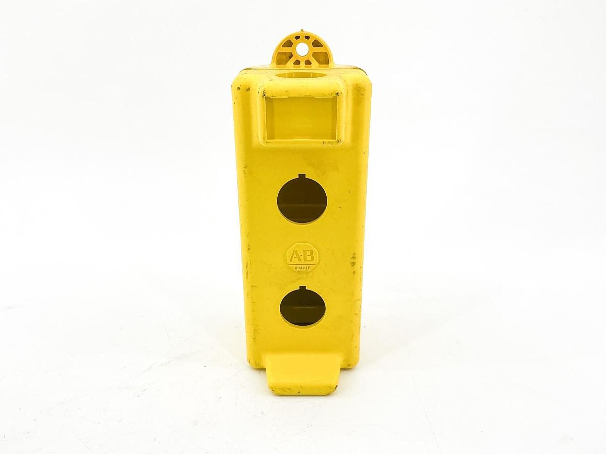 Used Allen Bradley 800E-P15 Yellow Pendant Station 3 Pushbotton Slots