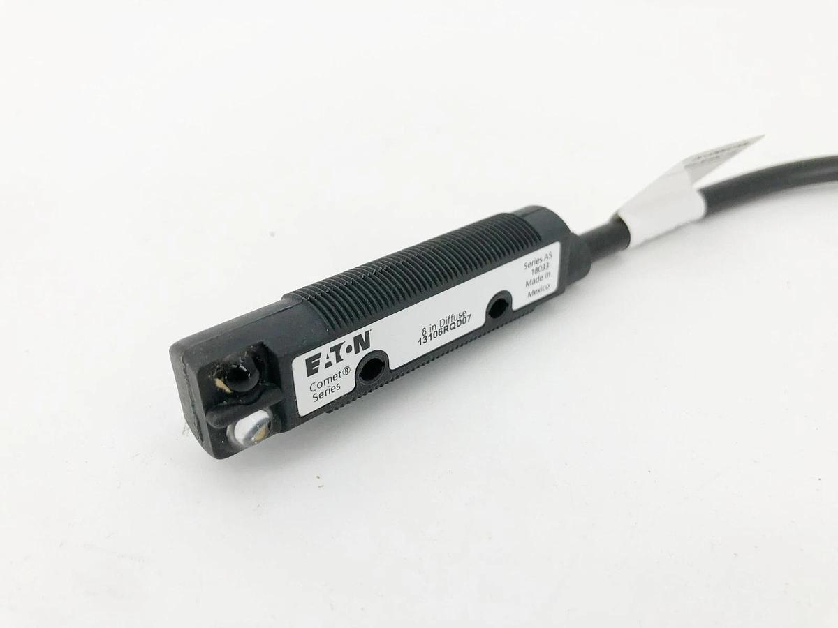 New Eaton 13106RQD07 Photoelectric Sensor Diffuse Reflective 10-30VDC Ser. A5